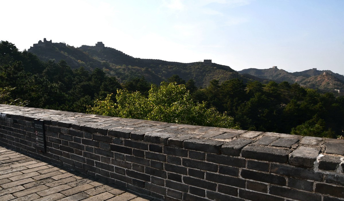 万里长城, 金山独秀!