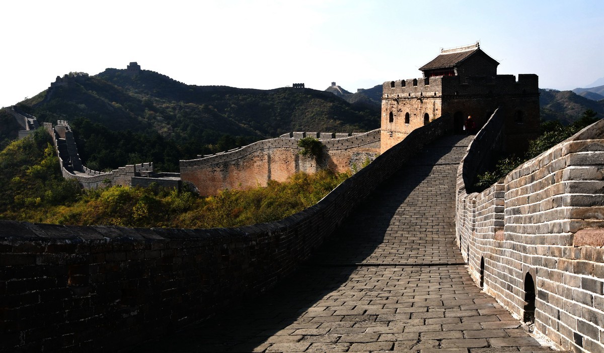 万里长城, 金山独秀!