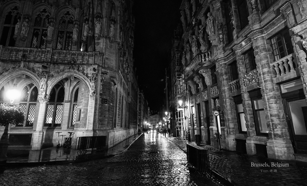 细雨中布鲁塞尔大广场夜色