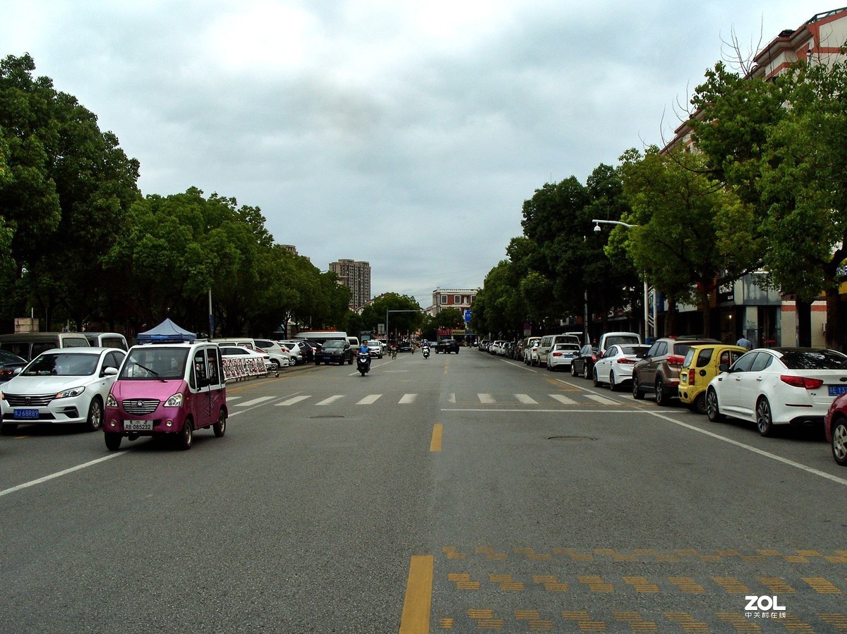 带S1050闲拍几张街景