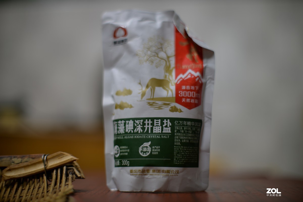 粗略对比AF50 F1.8G和AIS50 F1.2