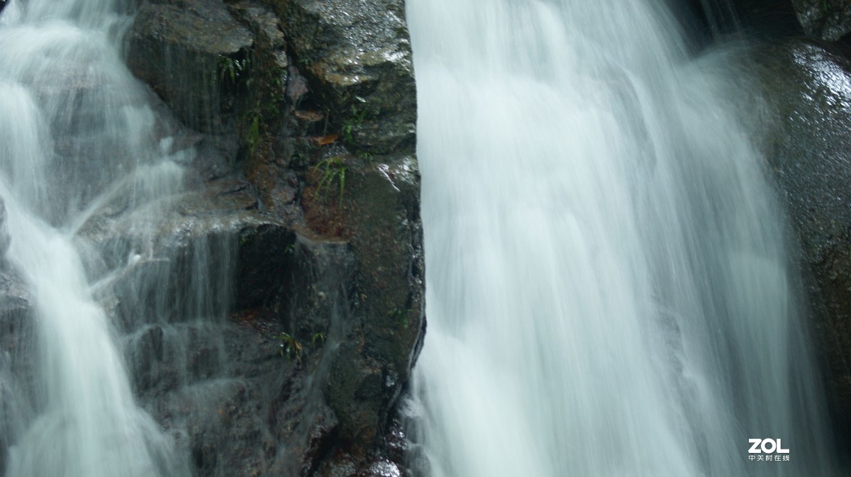 深圳羊台山公园之《龙溪流水》