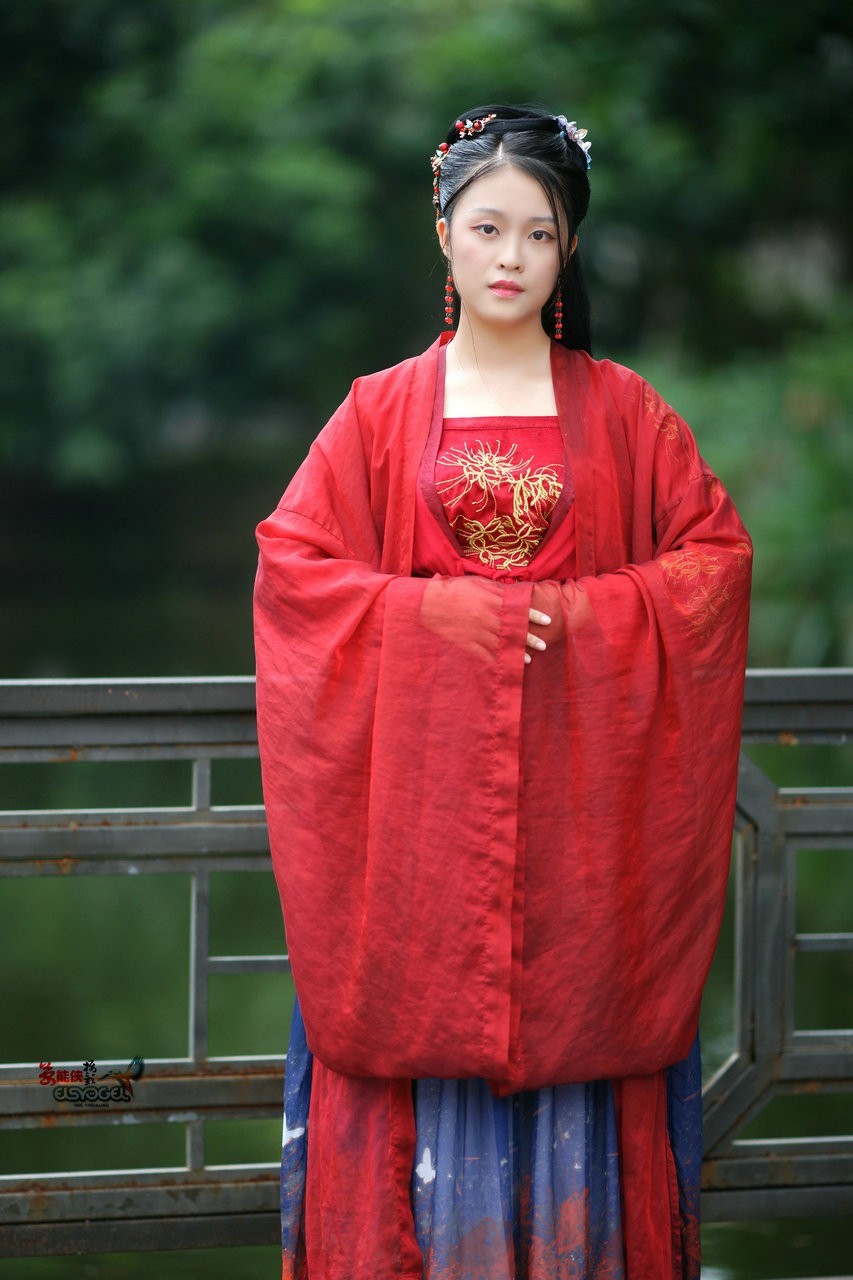 【古装红衣美女】---泳珊 (续)-中关村在线摄影论坛