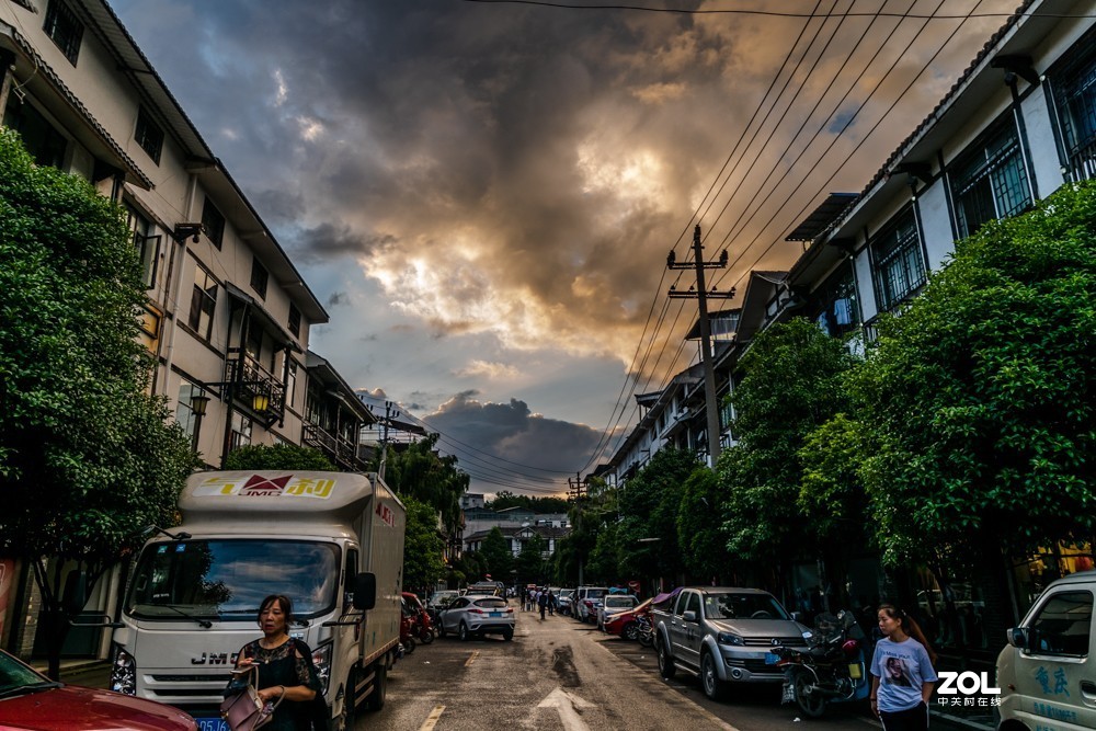 其实低端配置的效果也还不错