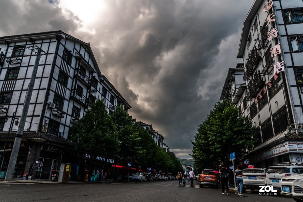 其实低端配置的效果也还不错