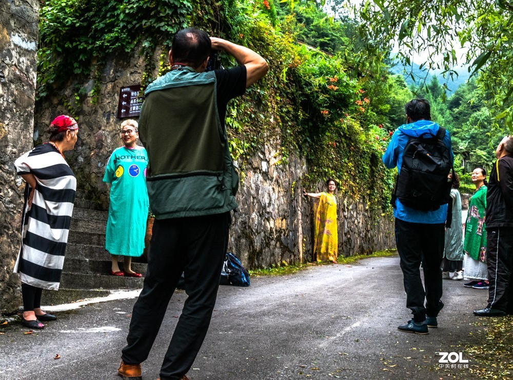 其实低端配置的效果也还不错