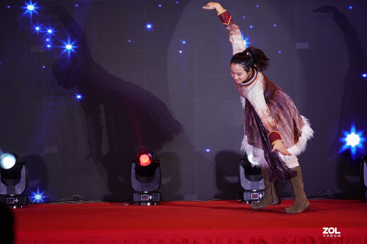 一组舞台照-优美的民族舞