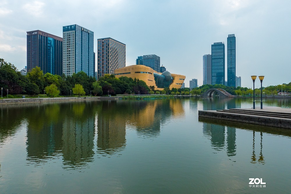 远被低估的卡片机——松下LX10照片视频多方位体验