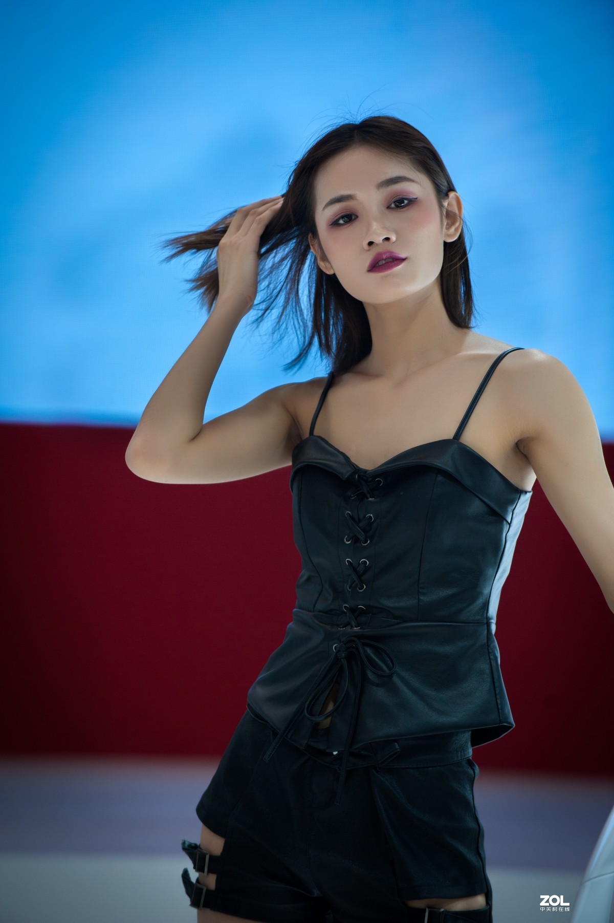 车展的模特（一)