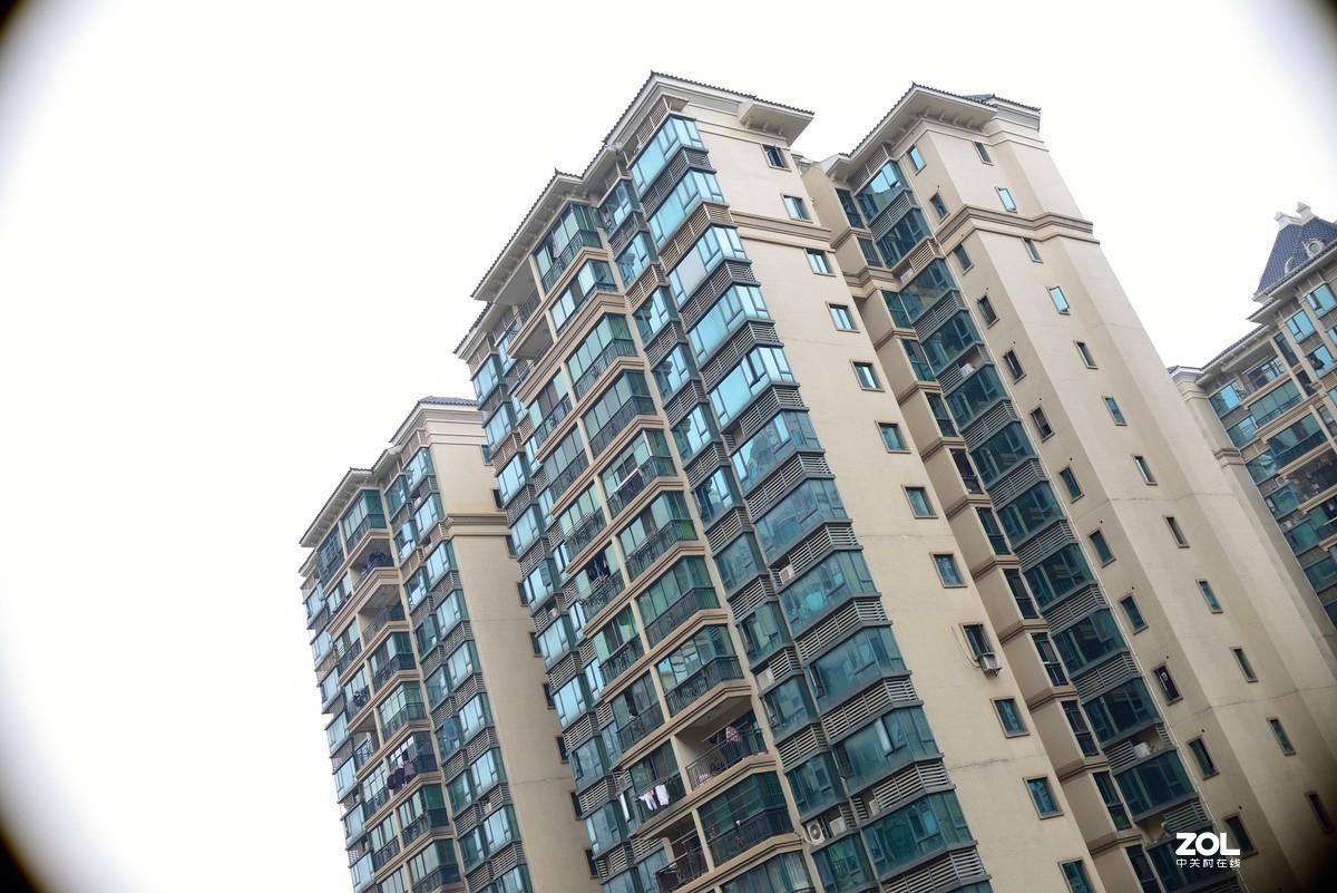 让DX 35 1.8G 满血开挂——为改善全幅上使用时的暗角而改造镜头尾部