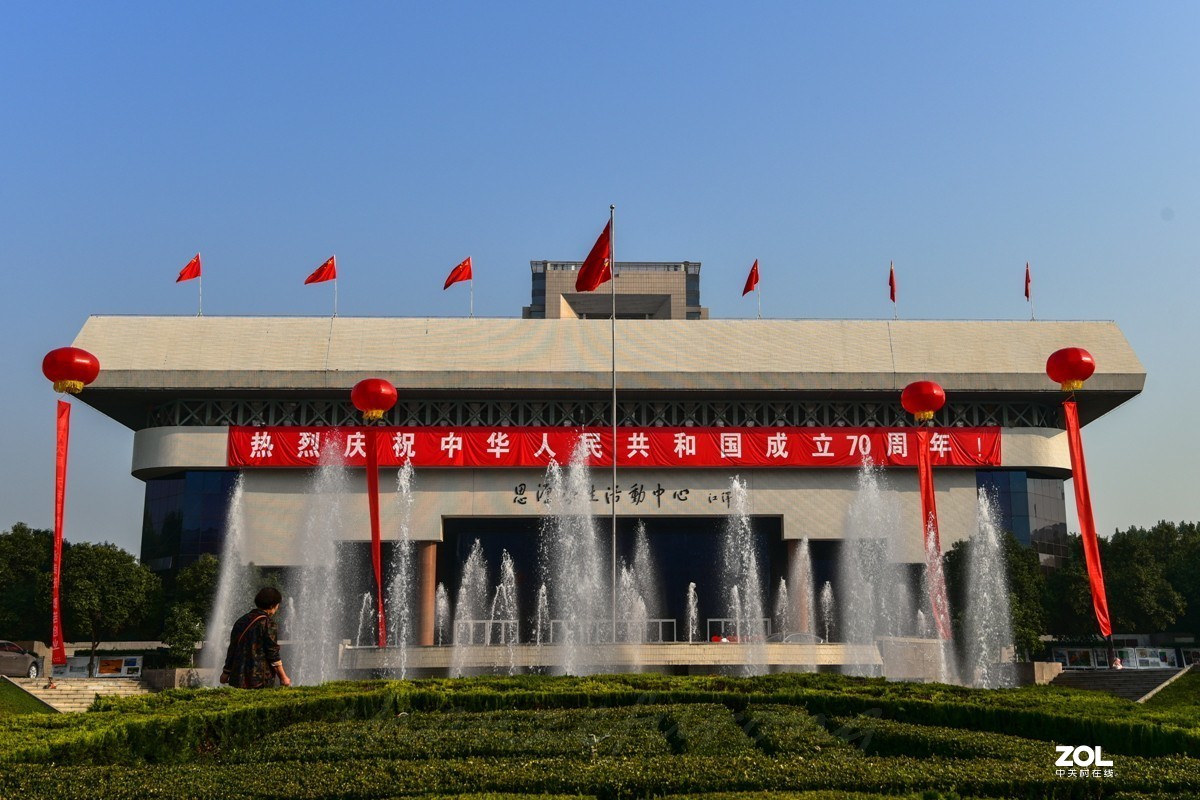 国庆中的西安交大校园