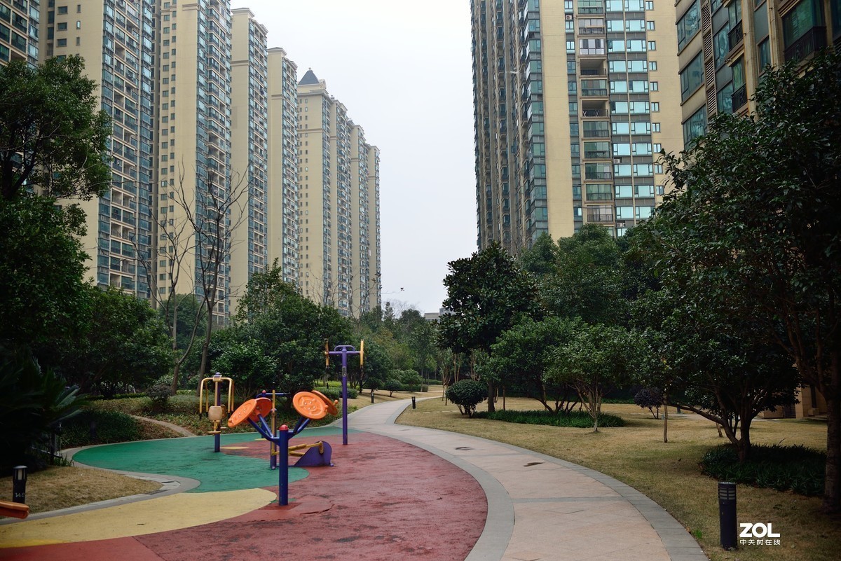 让DX 35 1.8G 满血开挂——为改善全幅上使用时的暗角而改造镜头尾部