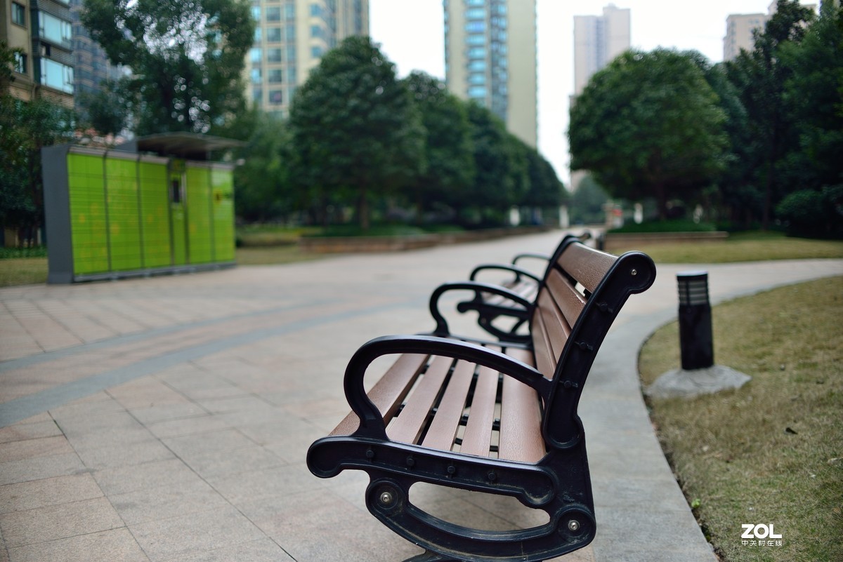 让DX 35 1.8G 满血开挂——为改善全幅上使用时的暗角而改造镜头尾部