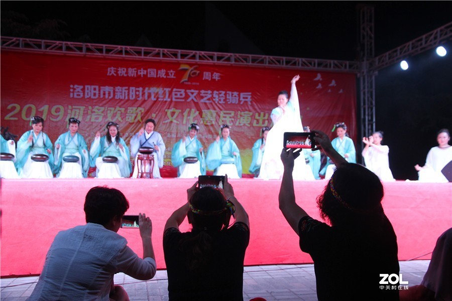 香脖饽文化惠民演出今晚举行