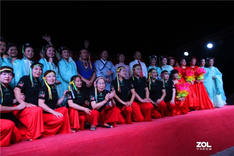 香脖饽文化惠民演出今晚举行