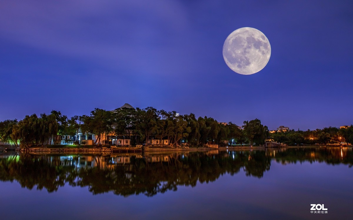 祝朋友们中秋节快乐！！！