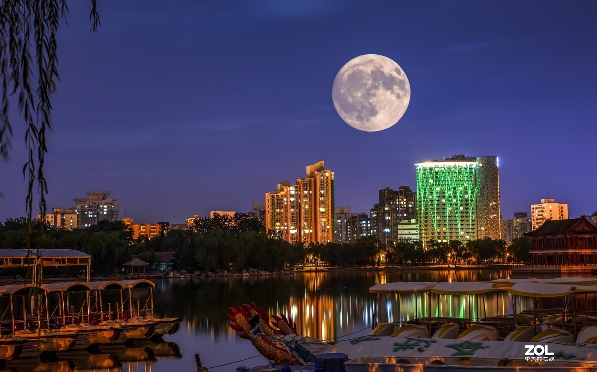 祝朋友们中秋节快乐！！！