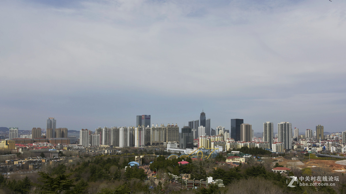 俯瞰烟台市区