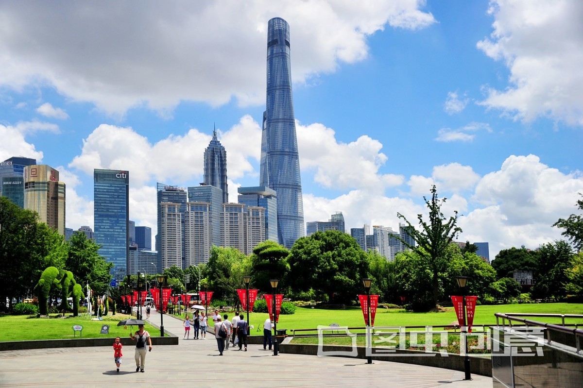 上海：申城持续蓝天白云 高颜值为美丽乡村锦上添花