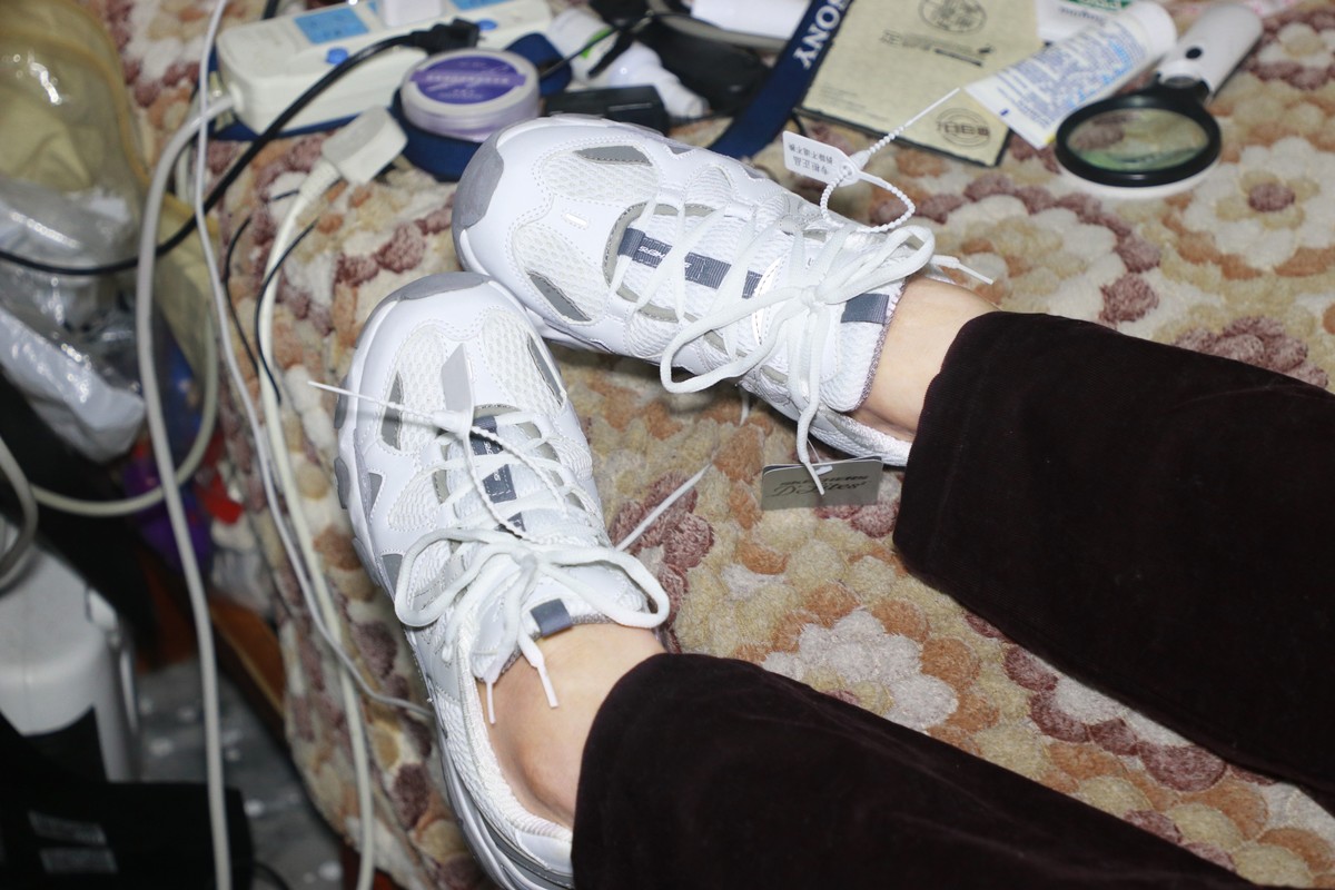 休闲运动鞋脚的诱惑 [22P]