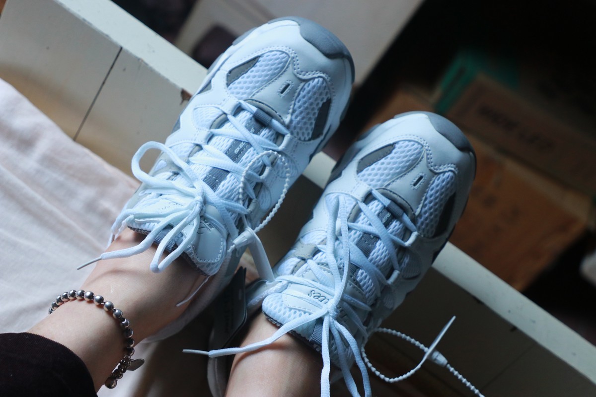 休闲运动鞋脚的诱惑 [22P]