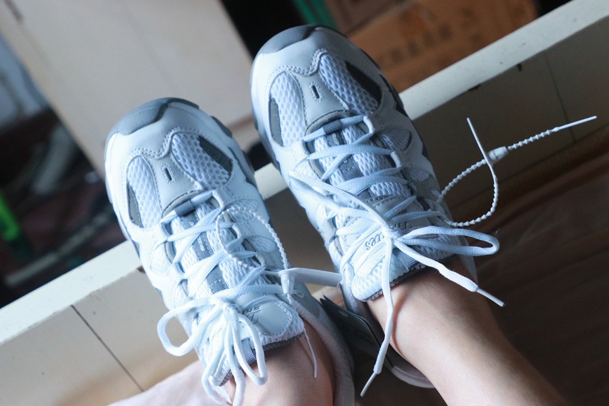 休闲运动鞋脚的诱惑 [22P]