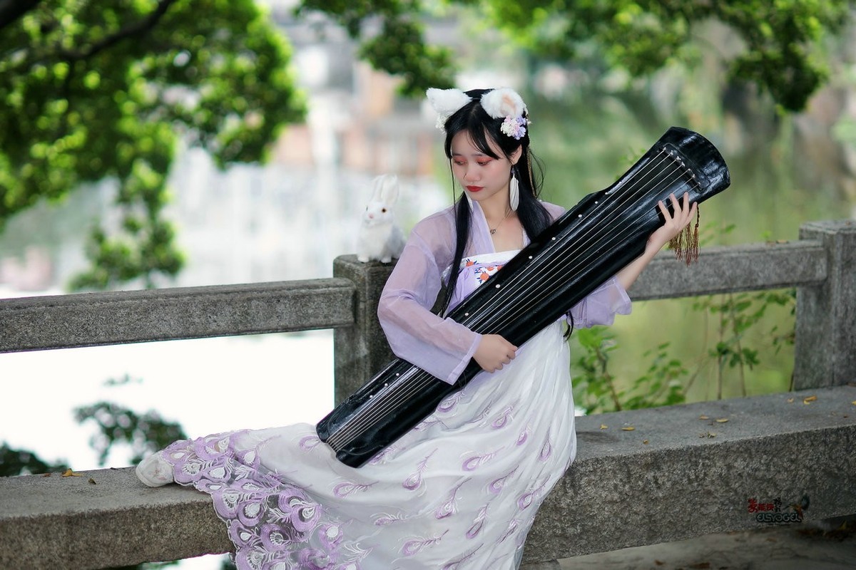 【古筝狸猫少女】---小敏