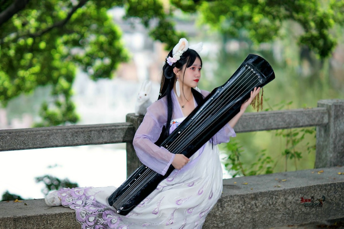 【古筝狸猫少女】---小敏