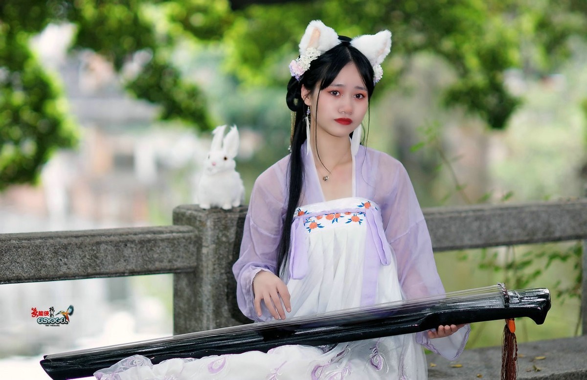 【古筝狸猫少女】---小敏