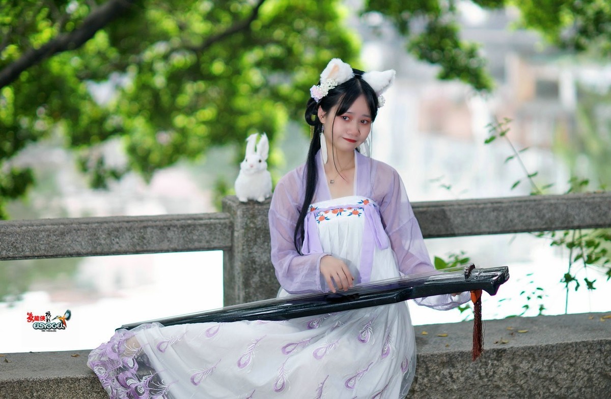 【古筝狸猫少女】---小敏