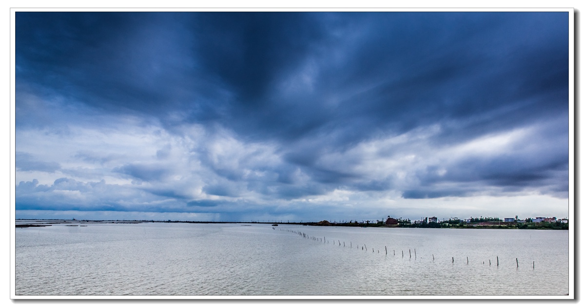 暴风雨前后的天空（拜访“沙漏里的沙”好友）