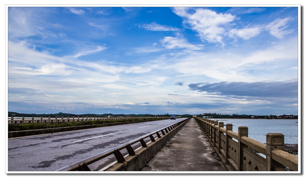 暴风雨前后的天空（拜访“沙漏里的沙”好友）