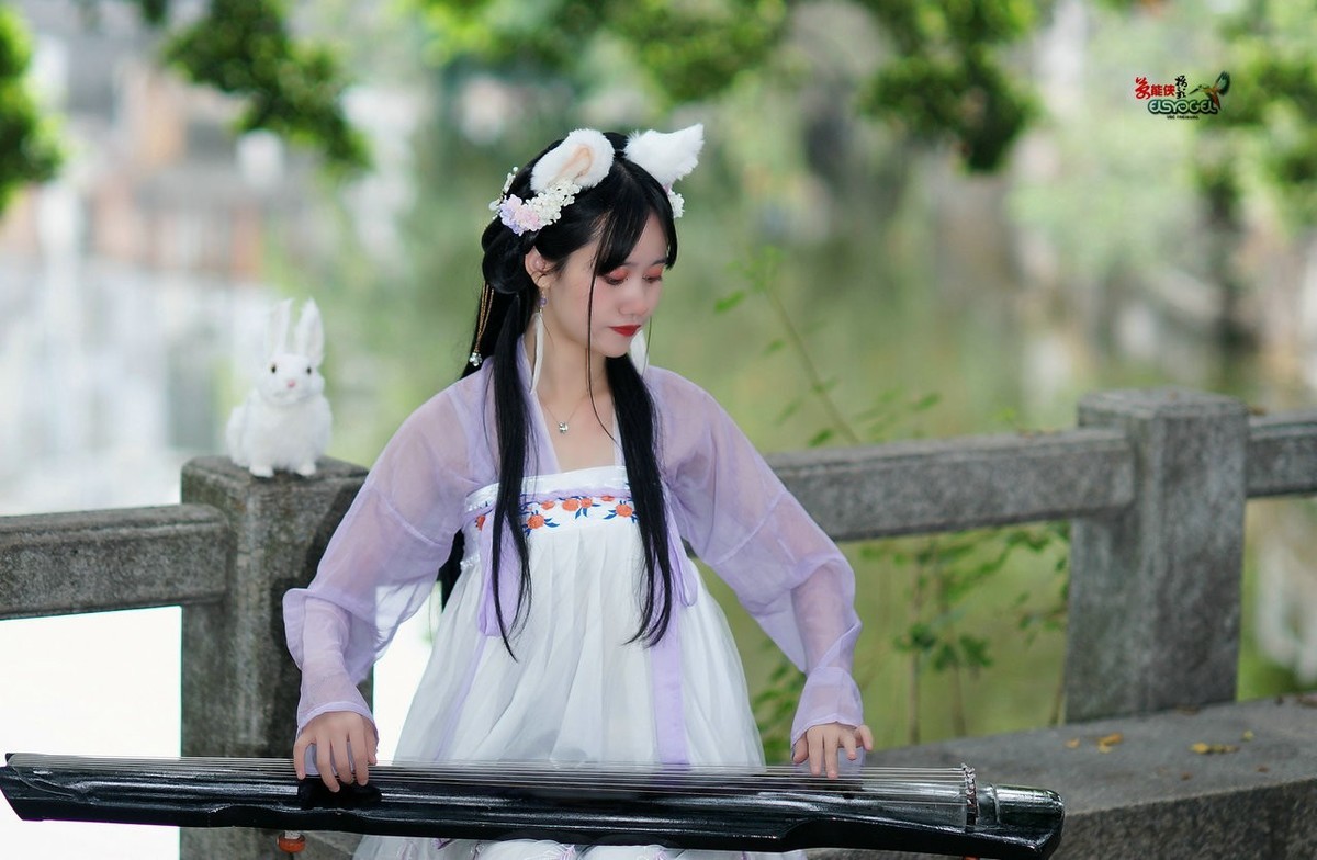 【古筝狸猫少女】---小敏