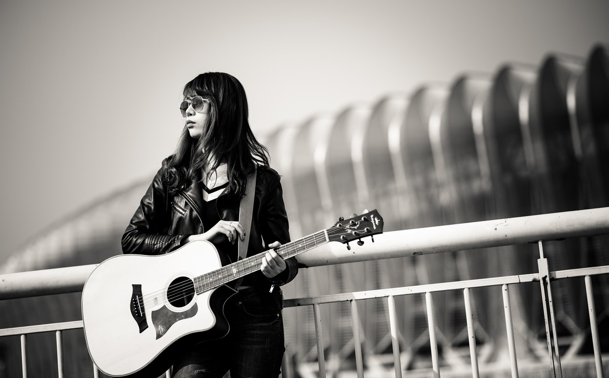 老张光影流浪的吉他