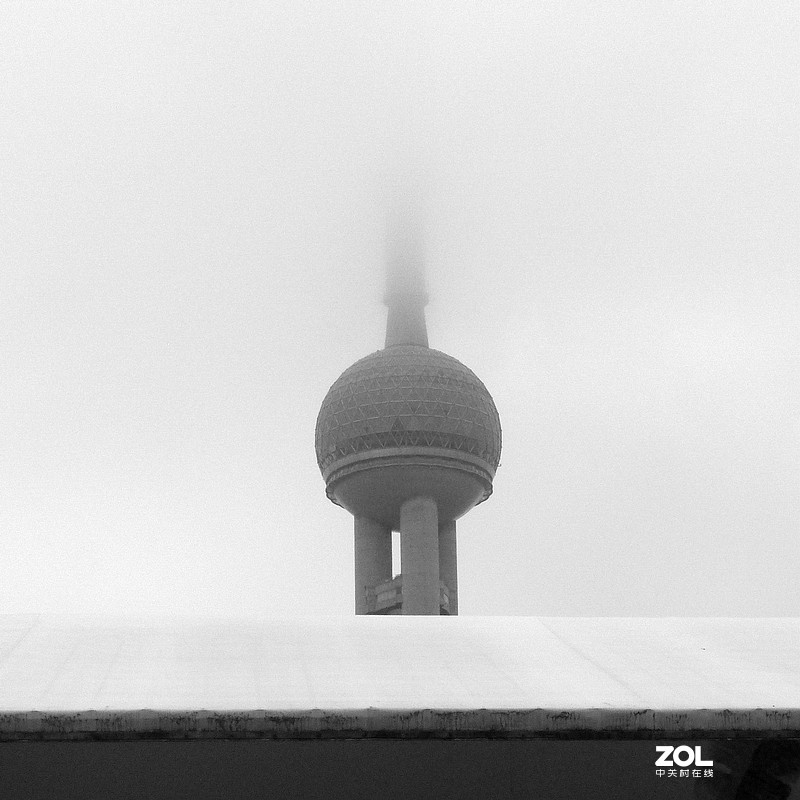 在黄浦江边随手拍几张