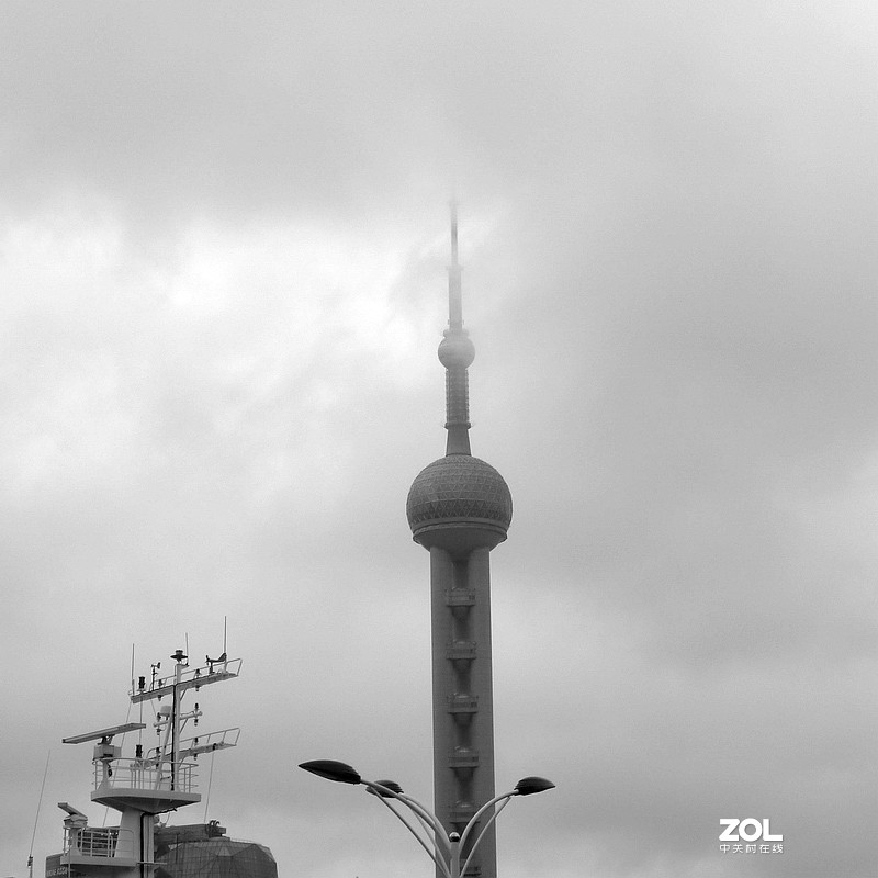 在黄浦江边随手拍几张