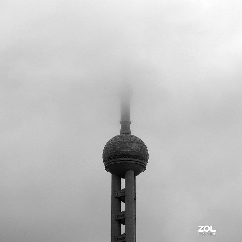 在黄浦江边随手拍几张