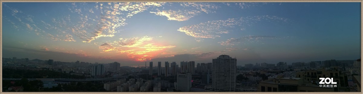 放射开屏----云霞之美