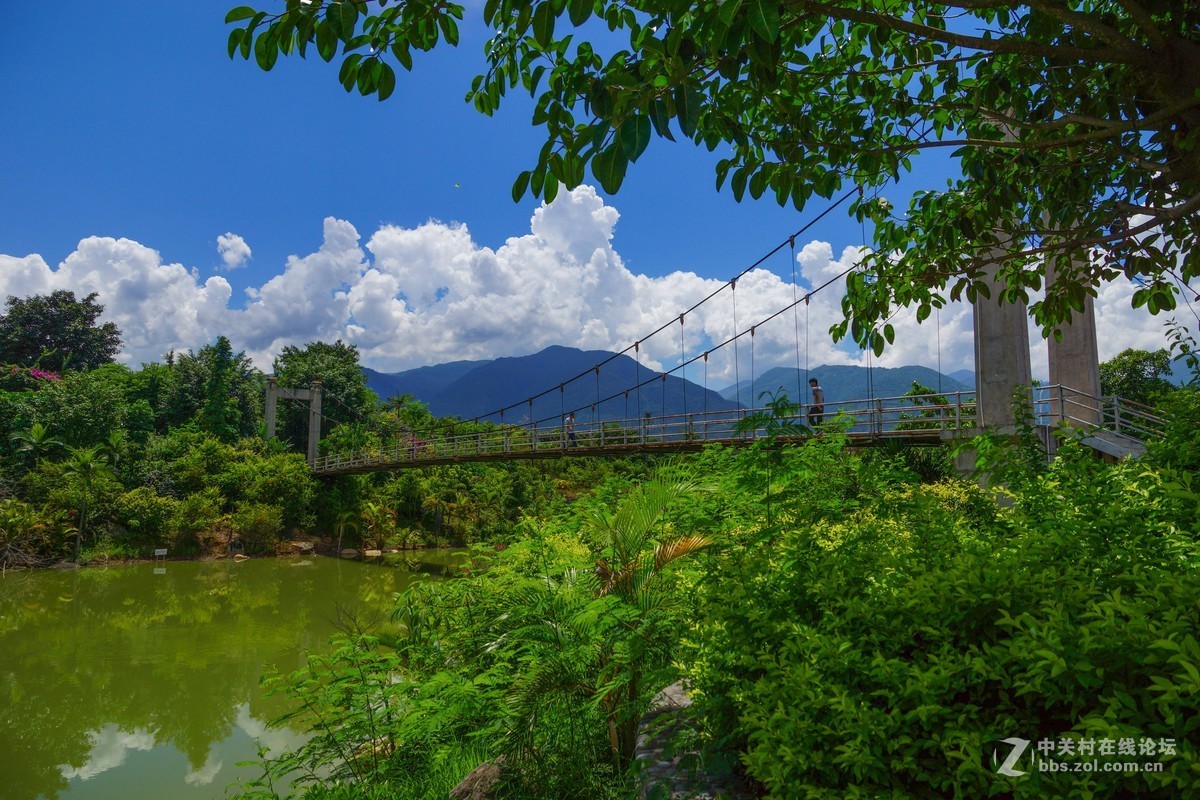 龍陵的松山戰役遺址和通惠橋