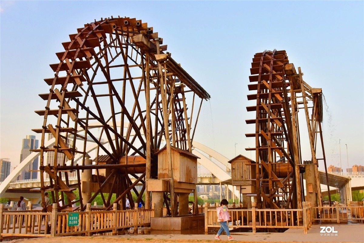 渐次灰暗，所遇安然。