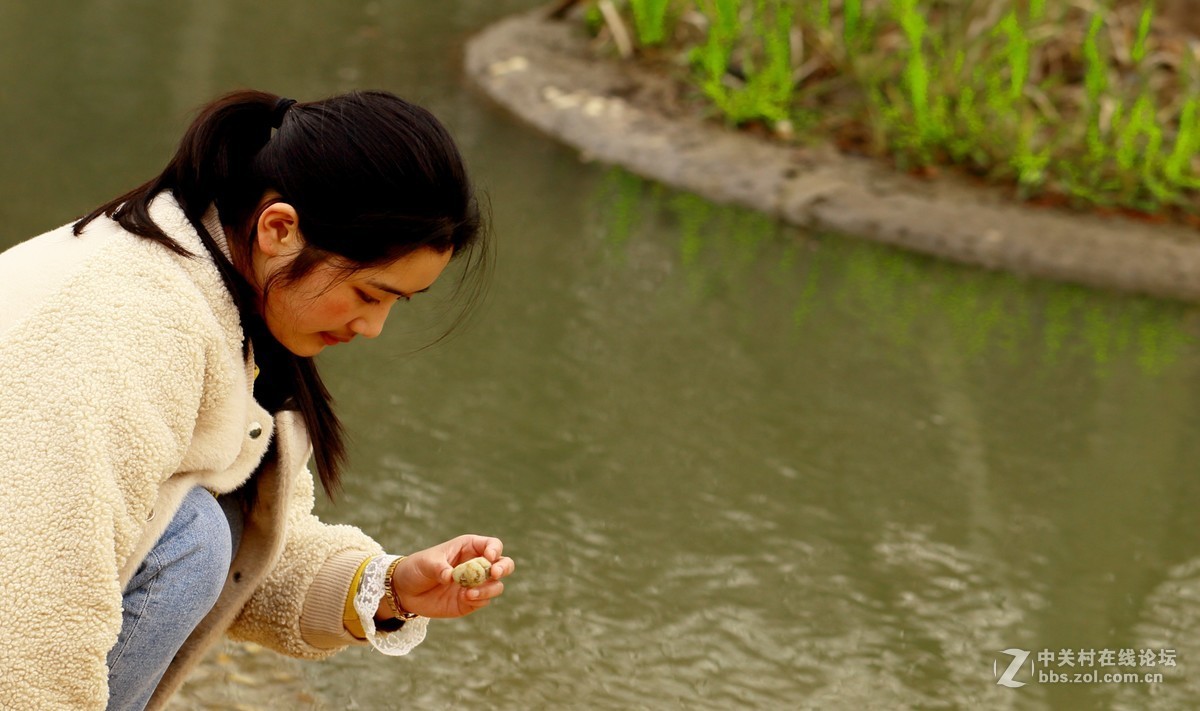 初入百微试拍人像