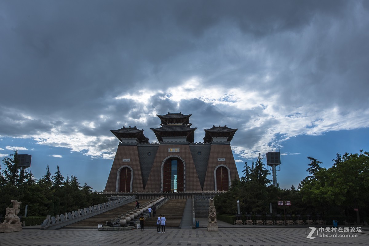 临汾尧庙华门景区风光