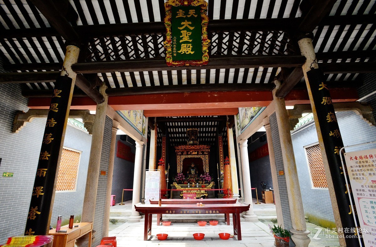 三月上将军山大圣寺吸收灵气