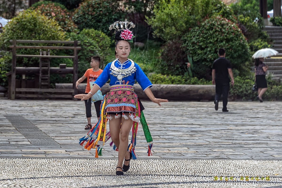 美丽西江，从一场演出走进苗族的传统与图腾