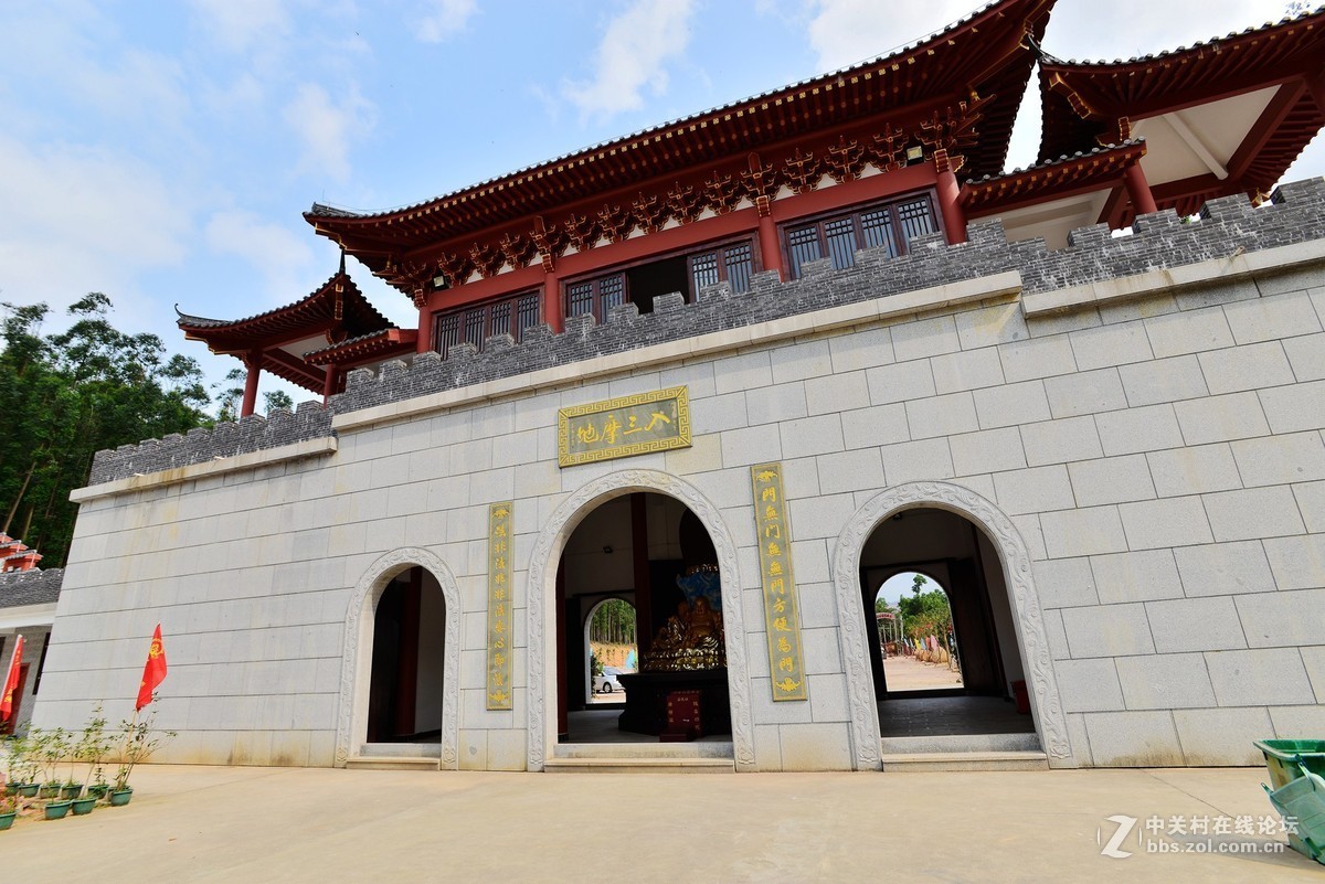 三月上将军山大圣寺吸收灵气