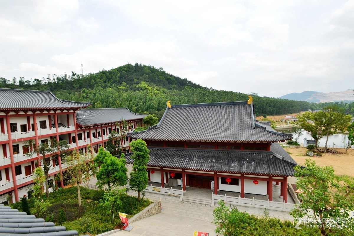 三月上将军山大圣寺吸收灵气