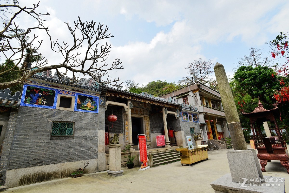 三月上将军山大圣寺吸收灵气