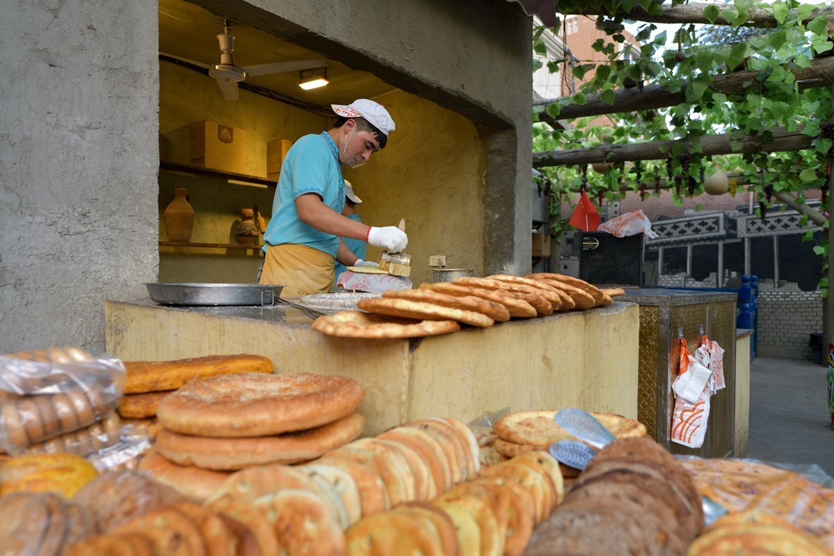 新疆是个好地方－乌鲁木齐国际大巴扎