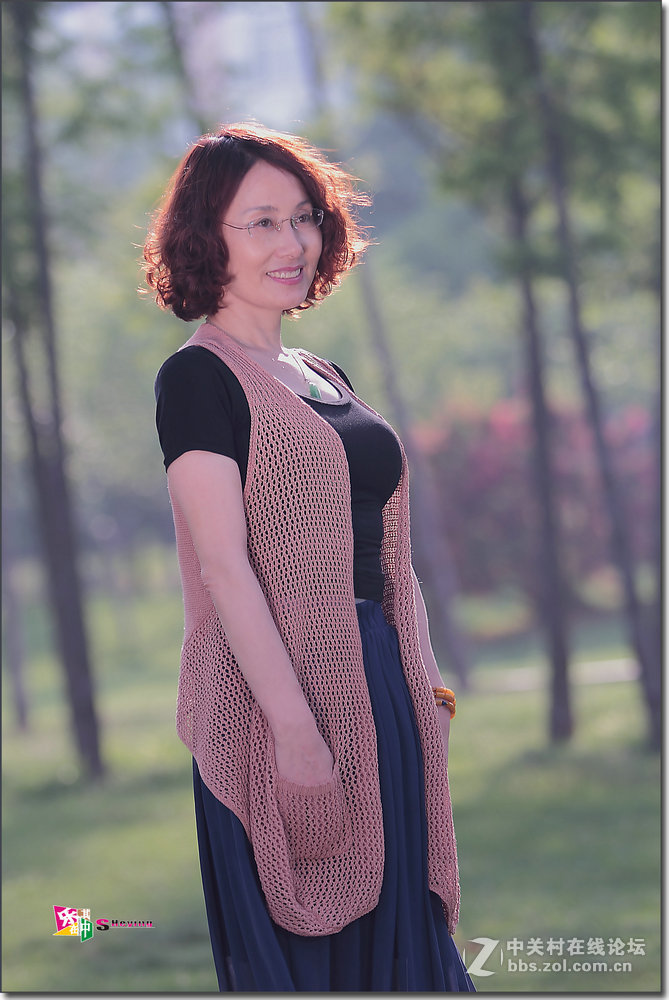 测试镜头贴-----佳能80-200老黑人像试拍