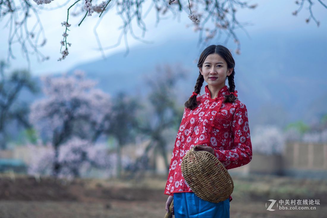 唐汪杏花村人像